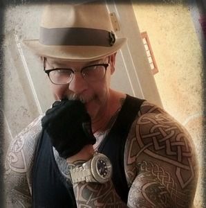 Meet your Posher, Cameron